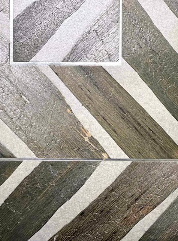 V22-2067 LOTUS LEAF WALLPAPER $88/yard