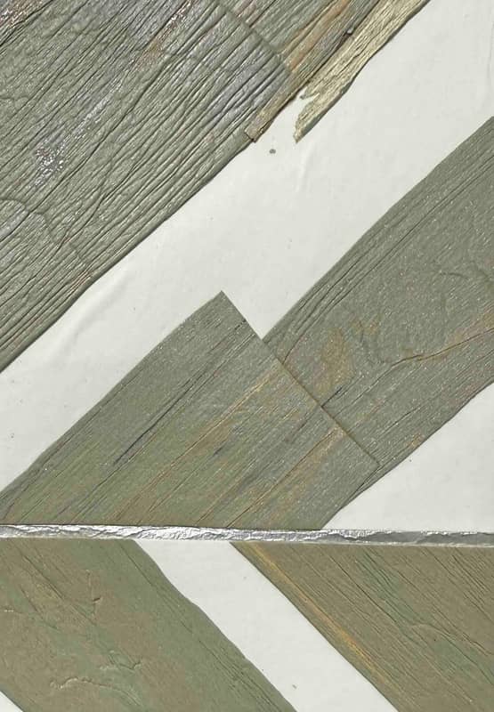 V22-2069 LOTUS LEAF WALLPAPER $88/yard